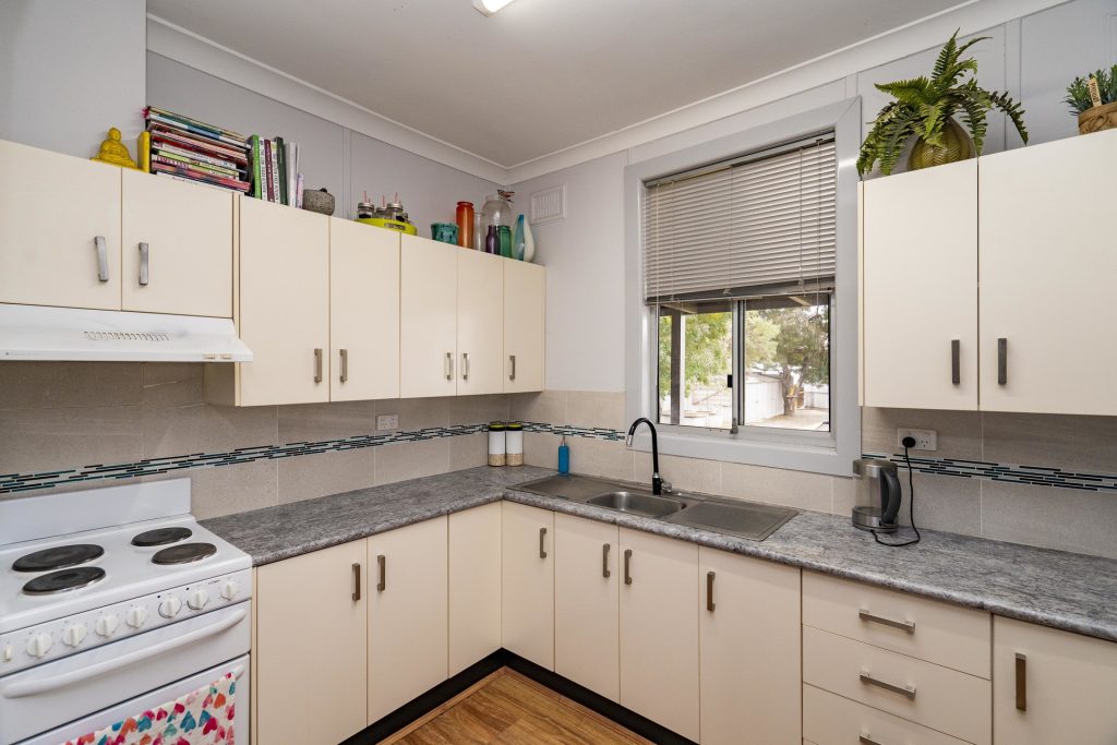 177 Vesper Street, Temora NSW 2666 - photo 6