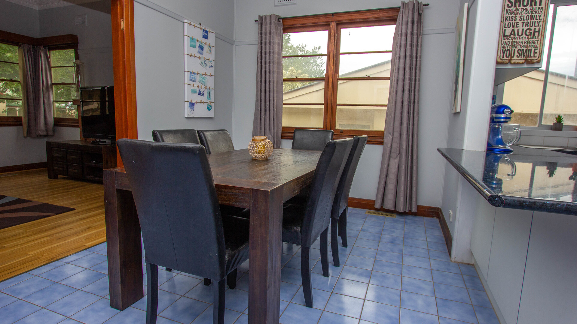 8 Arthur Street, Narrandera NSW 2700 - photo 5