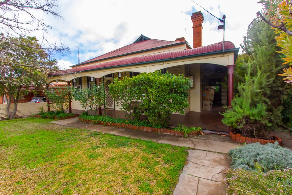 113 Larmer Street, Narrandera NSW 2700 - McGrath Riverina