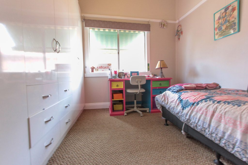 113 Larmer Street, Narrandera NSW 2700 - photo 5