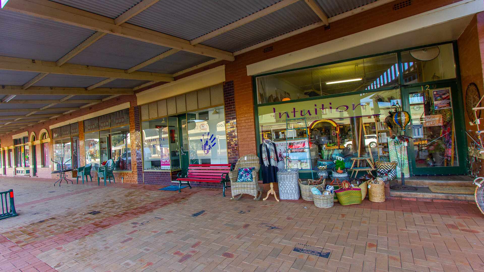 131 Green Street, Lockhart NSW 2656 - photo 2