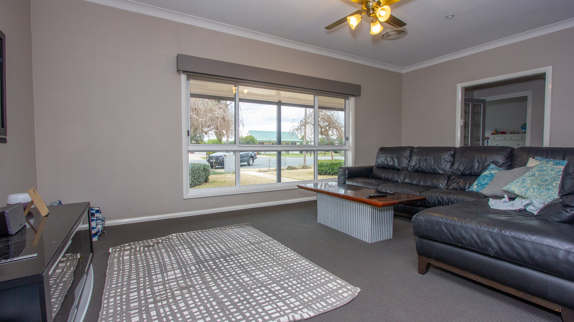 28 Hebden Street, Lockhart NSW 2656 - photo 2