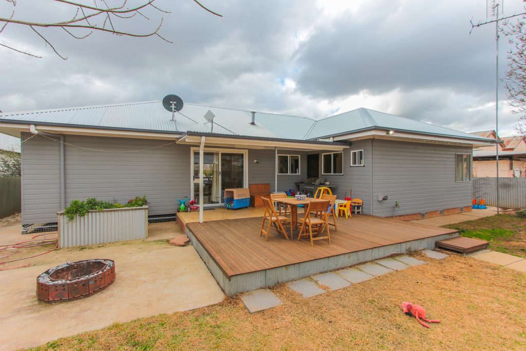 28 Hebden Street, Lockhart NSW 2656 - photo 11