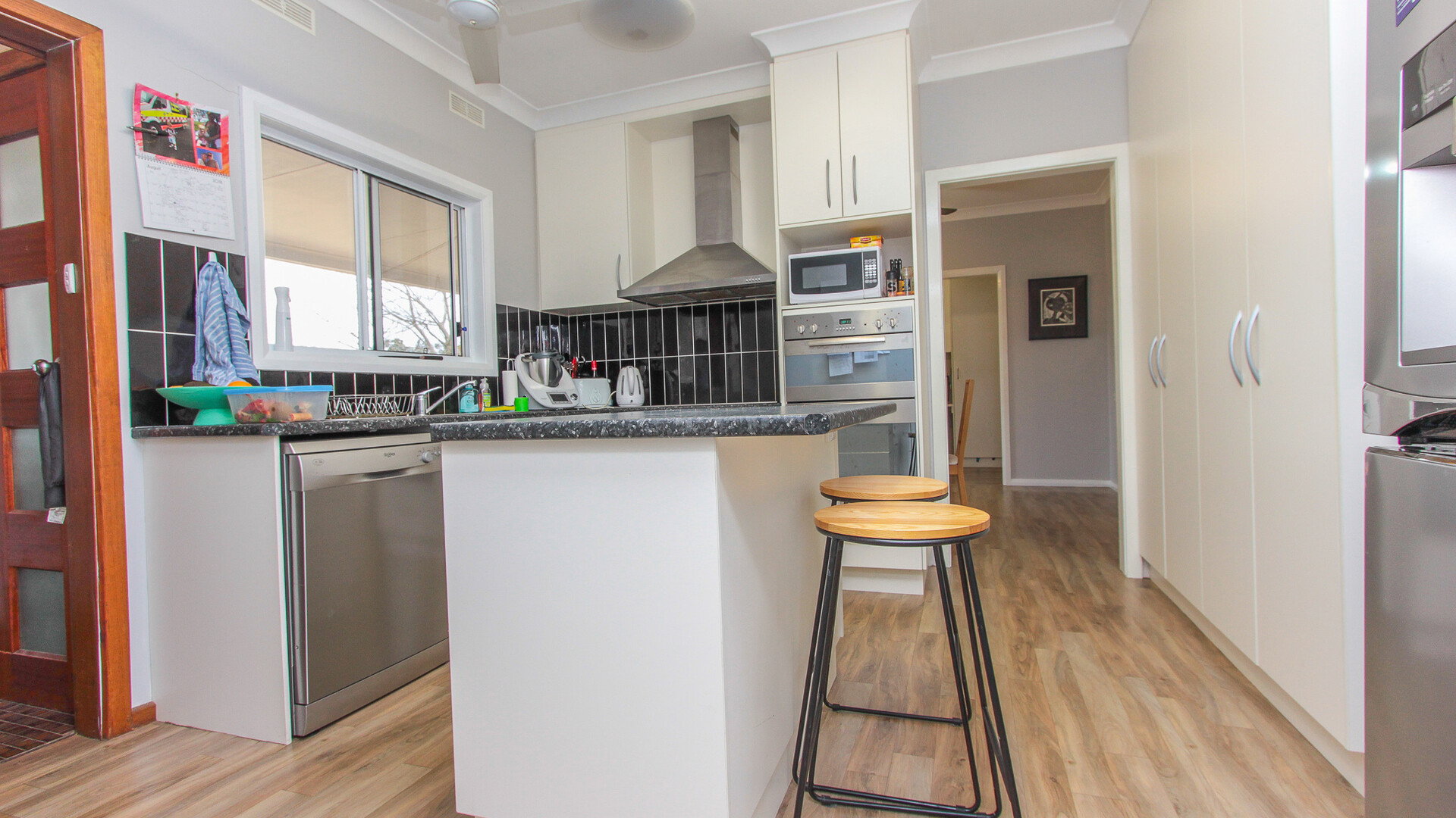 28 Hebden Street, Lockhart NSW 2656 - photo 4