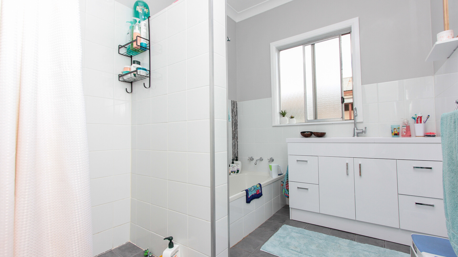 28 Hebden Street, Lockhart NSW 2656 - photo 7