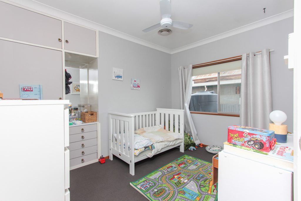 28 Hebden Street, Lockhart NSW 2656 - photo 9