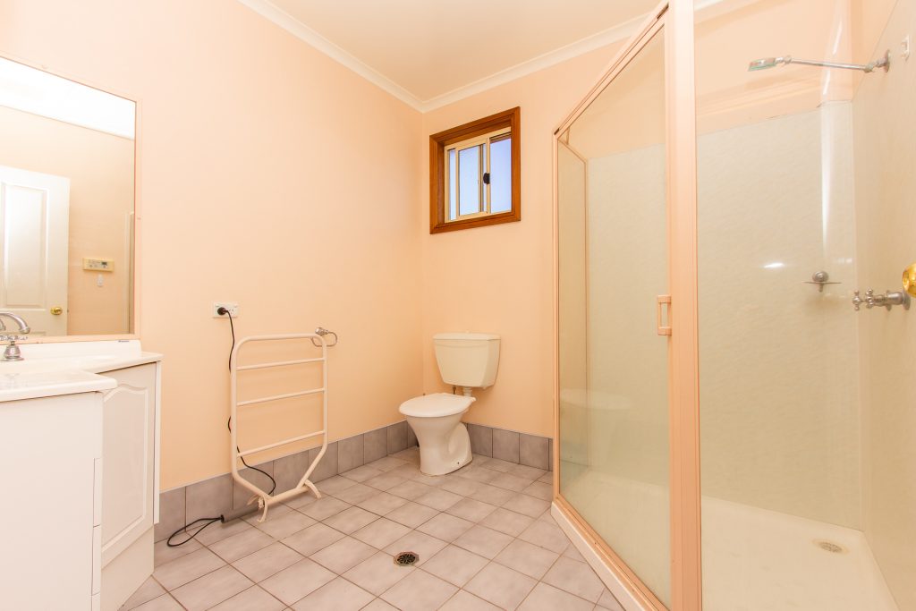 49 Adams Street, Narrandera NSW 2700 - photo 11