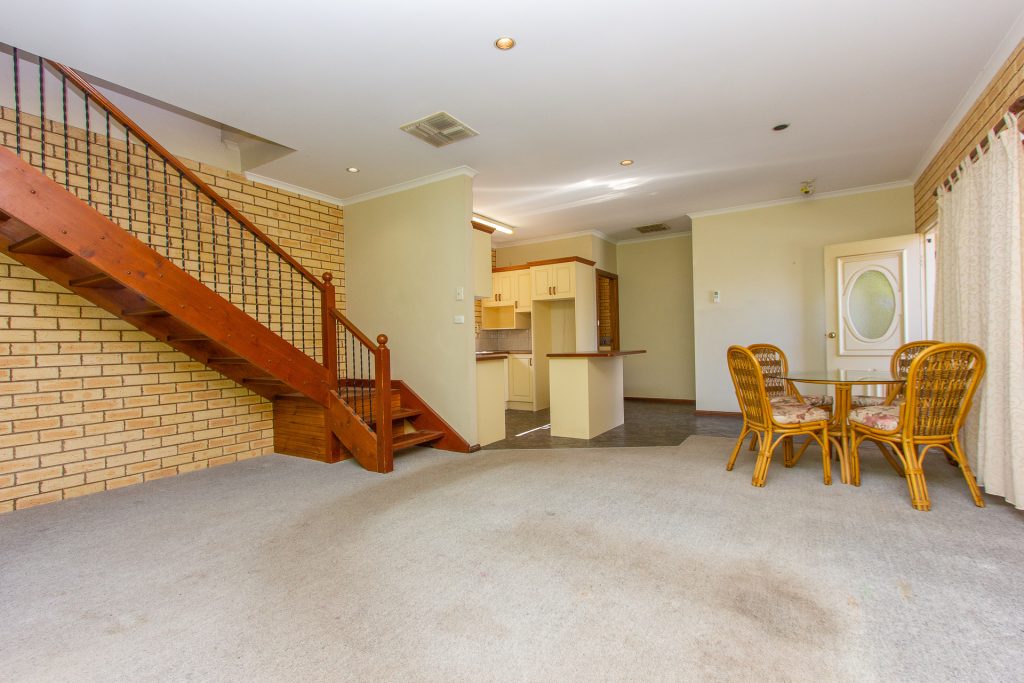 49 Adams Street, Narrandera NSW 2700 - photo 4
