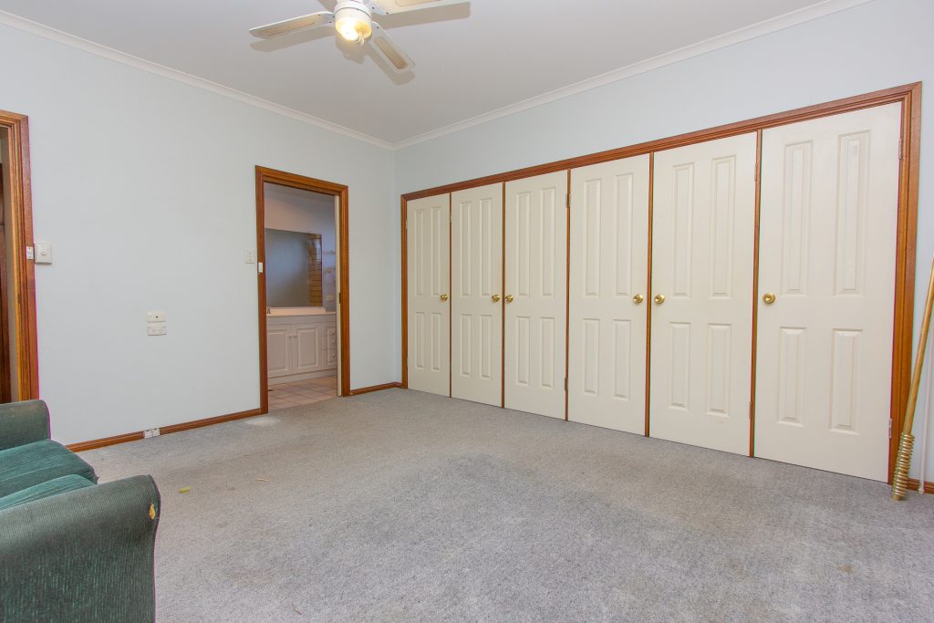 49 Adams Street, Narrandera NSW 2700 - photo 8