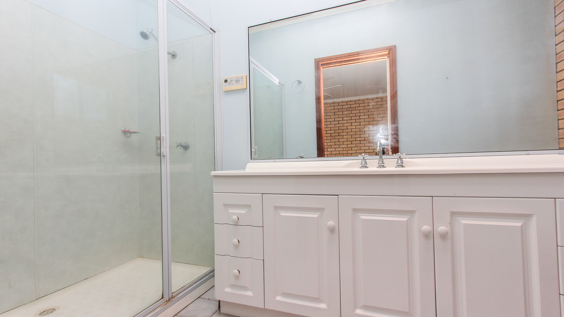 49 Adams Street, Narrandera NSW 2700 - photo 9