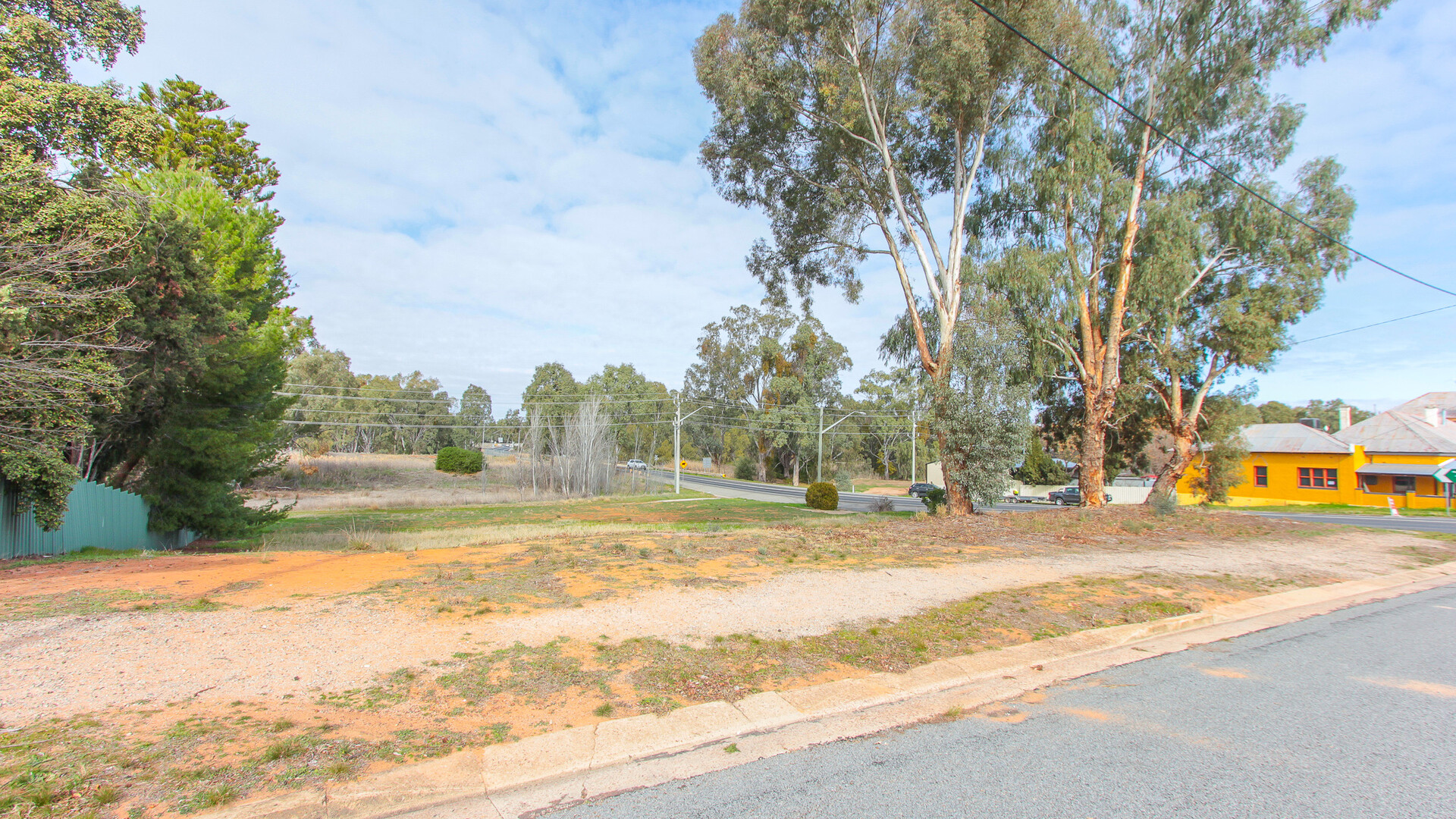 130-132 Larmer Street Street, Narrandera NSW 2700 - photo 4