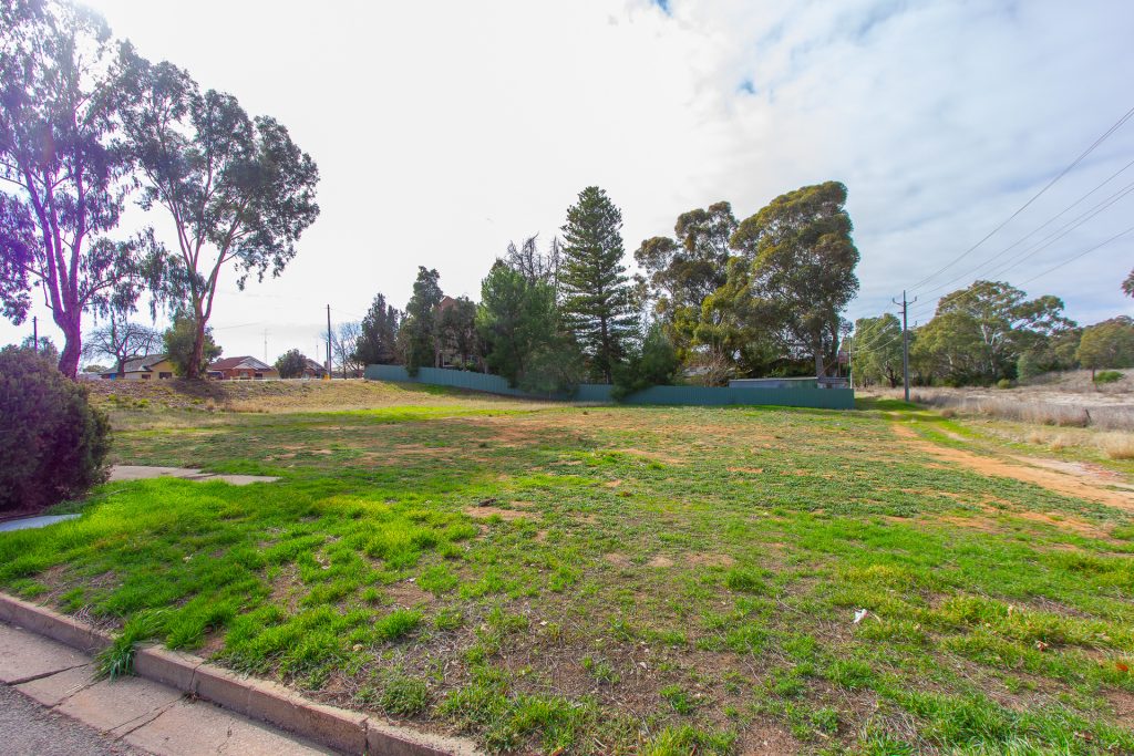 130-132 Larmer Street Street, Narrandera NSW 2700 - photo 5