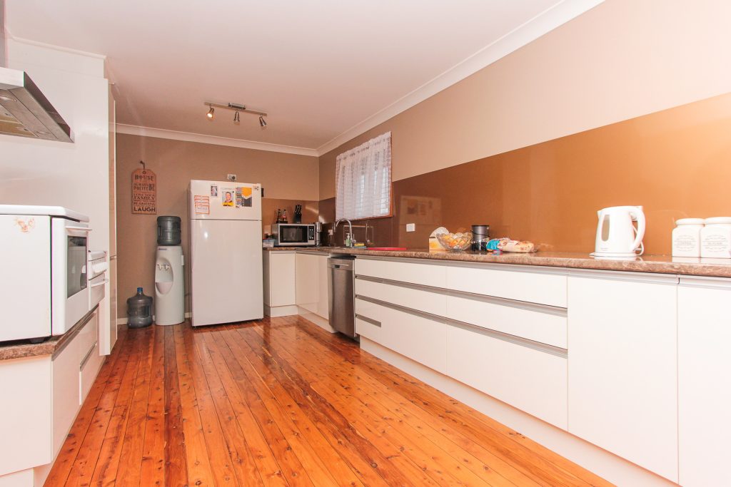 1 Japonica Place, Narrandera NSW 2700 - photo 2