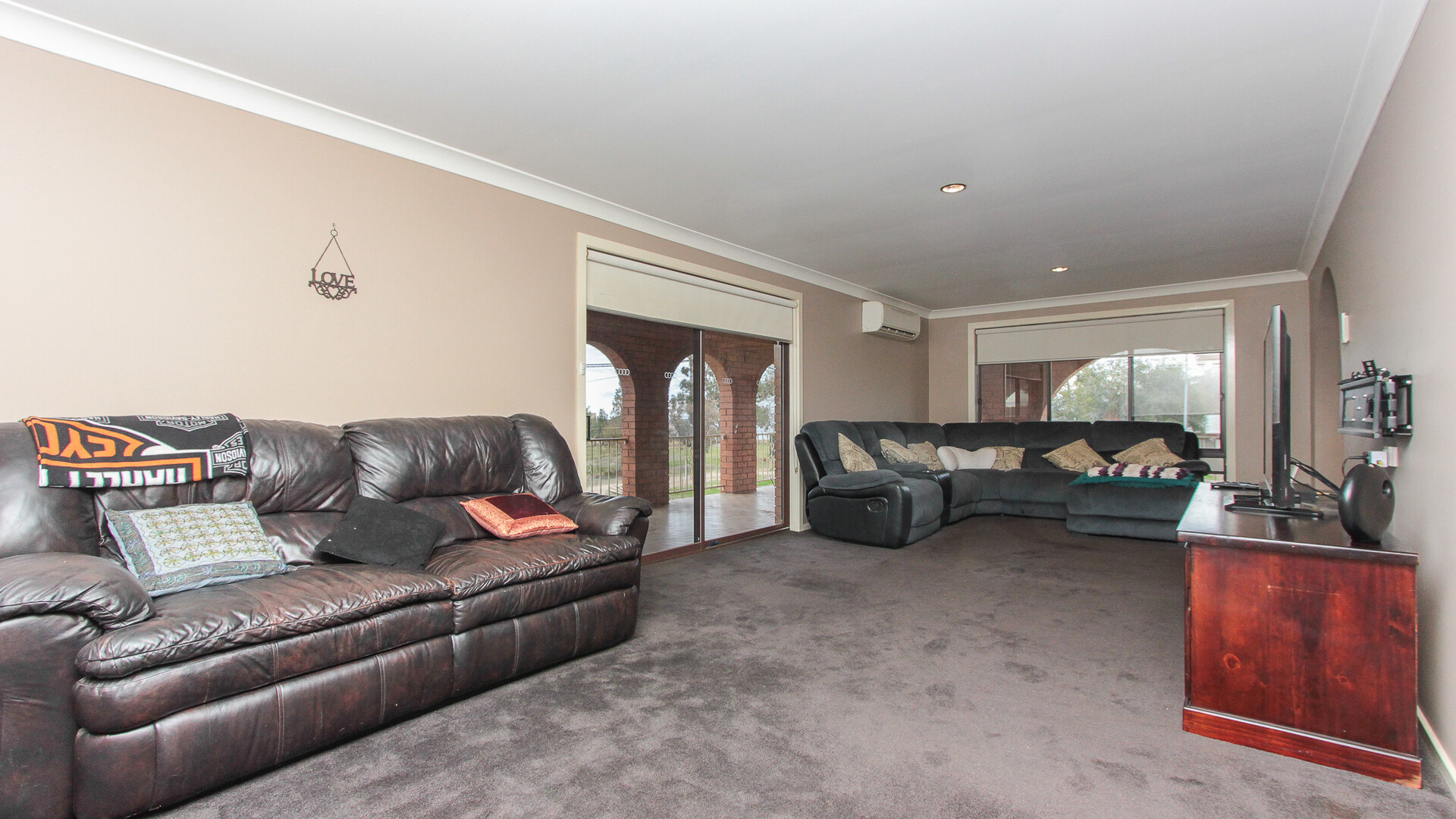 1 Japonica Place, Narrandera NSW 2700 - photo 4