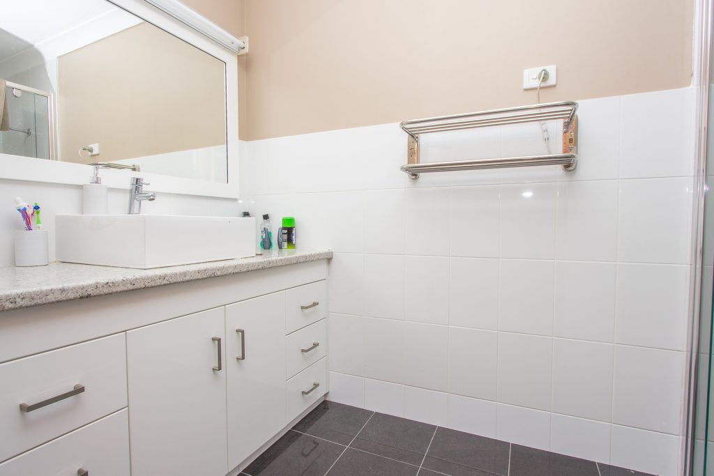 1 Japonica Place, Narrandera NSW 2700 - photo 9