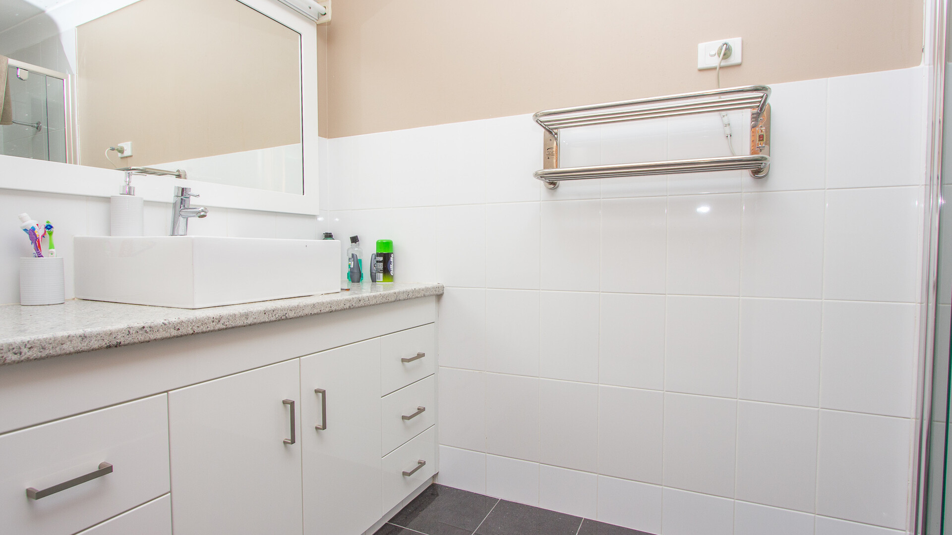 1 Japonica Place, Narrandera NSW 2700 - photo 9