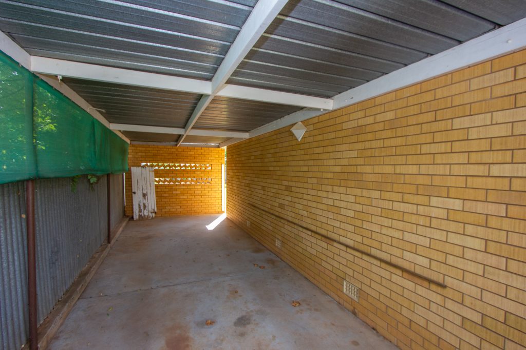 3 Victoria Avenue, Narrandera NSW 2700 - photo 13