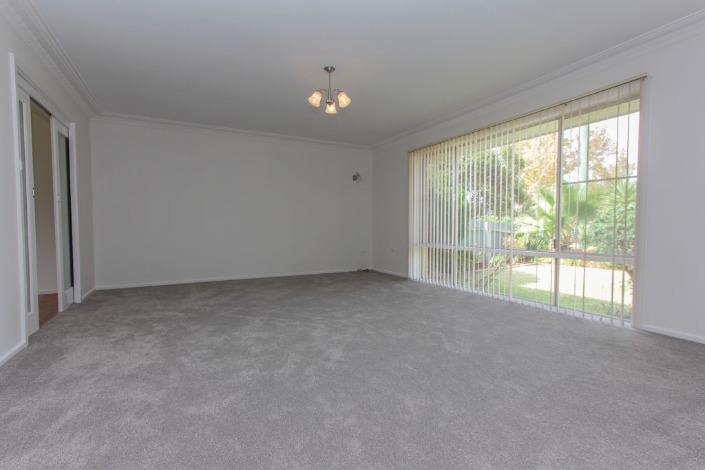 3 Victoria Avenue, Narrandera NSW 2700 - photo 3