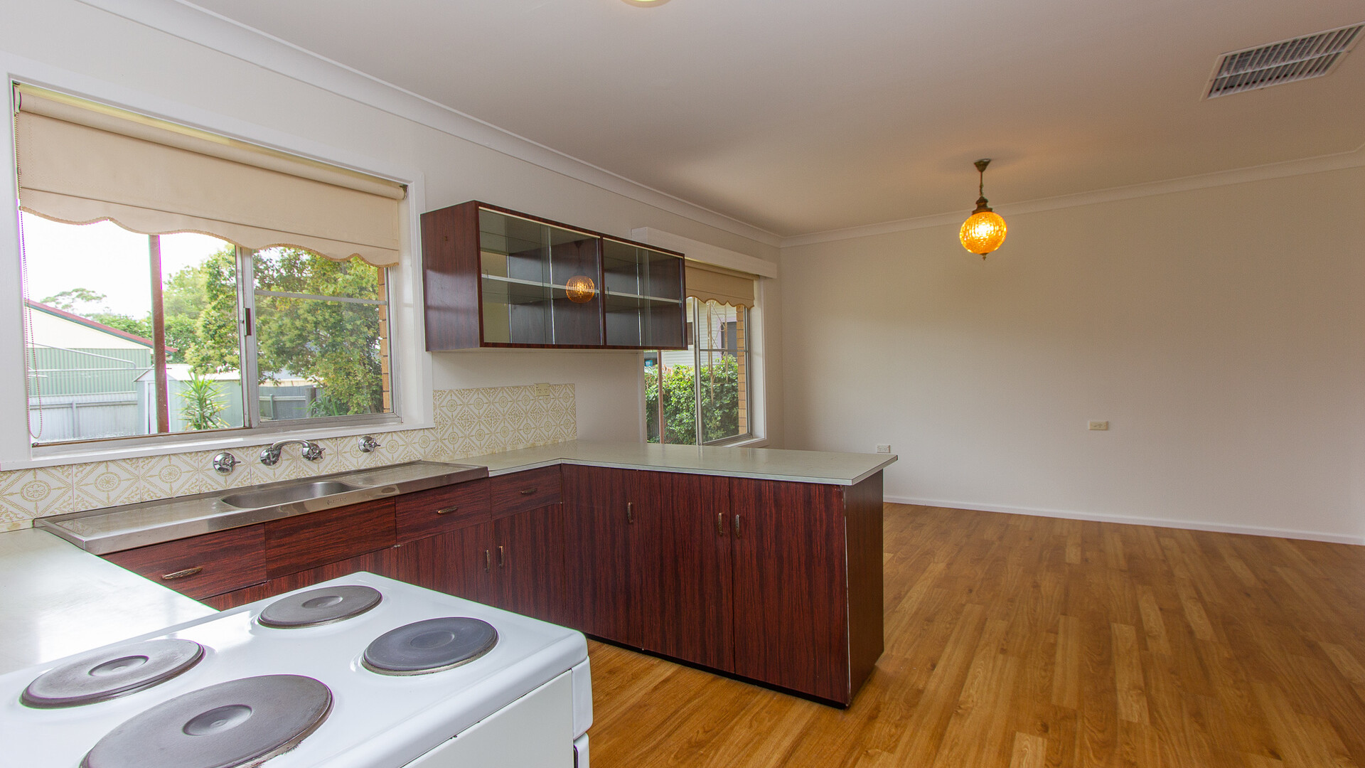 3 Victoria Avenue, Narrandera NSW 2700 - photo 6