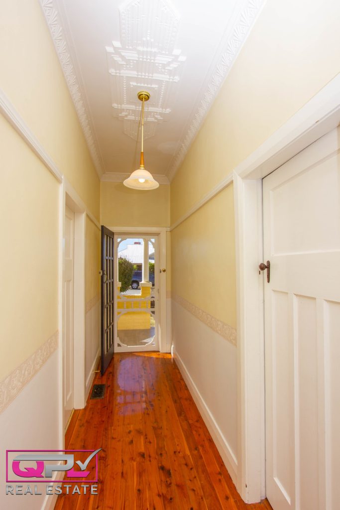 12 William Street, Narrandera NSW 2700 - photo 11