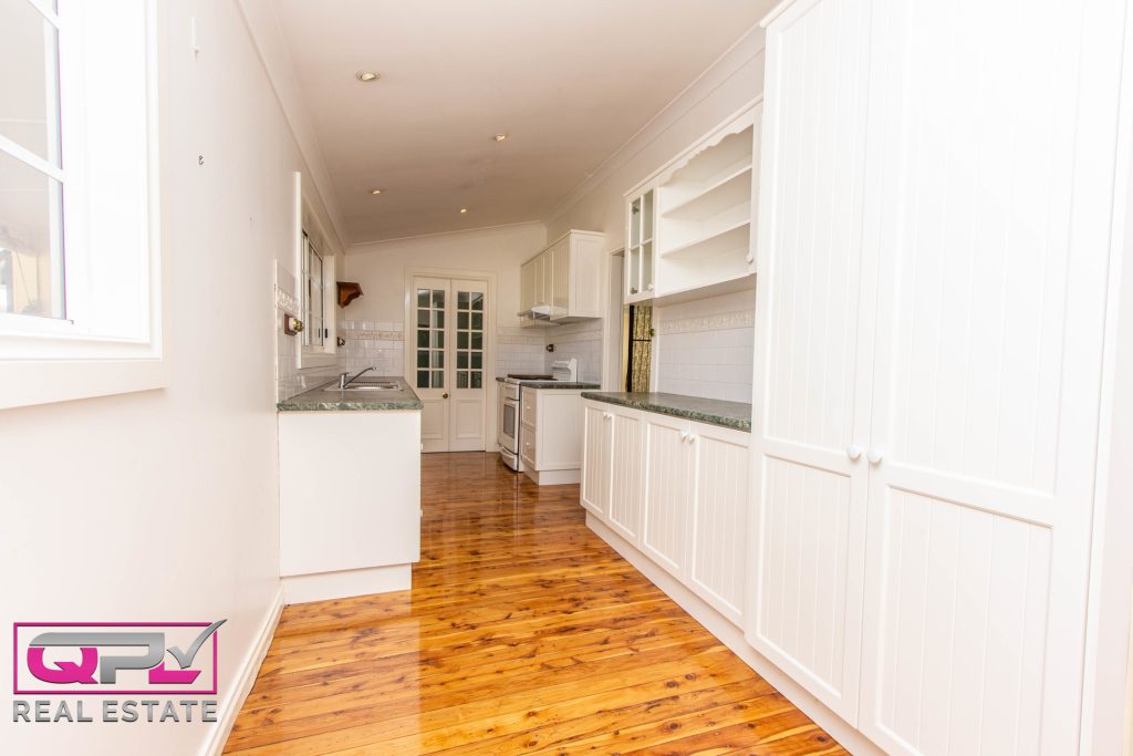 12 William Street, Narrandera NSW 2700 - photo 3
