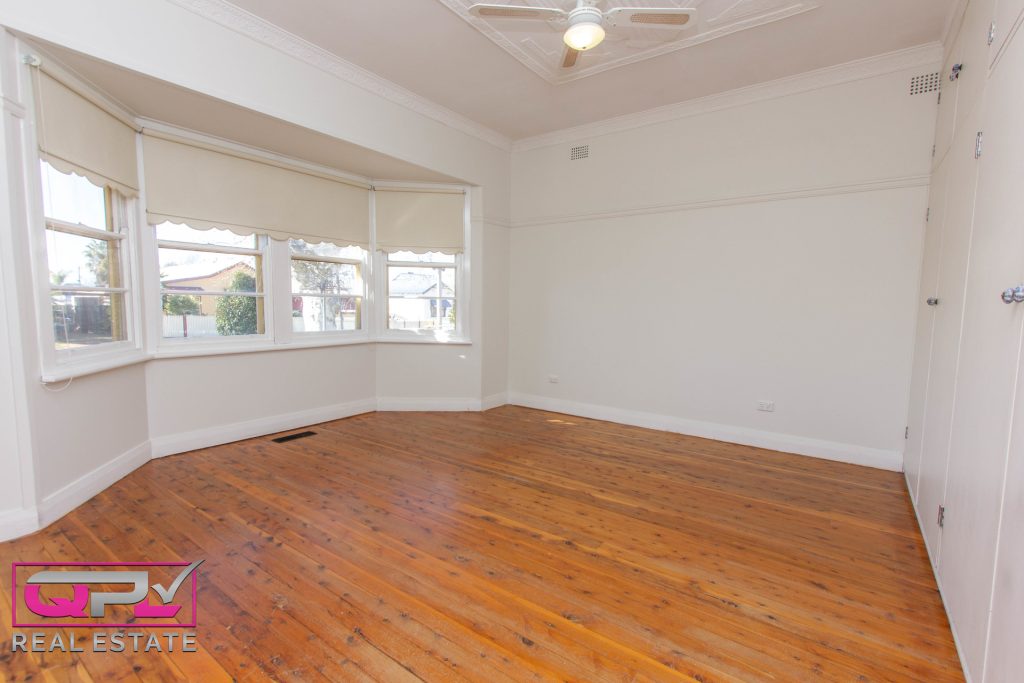 12 William Street, Narrandera NSW 2700 - photo 6