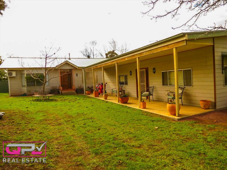 444 Irrigation Way, Narrandera NSW 2700 - photo 2