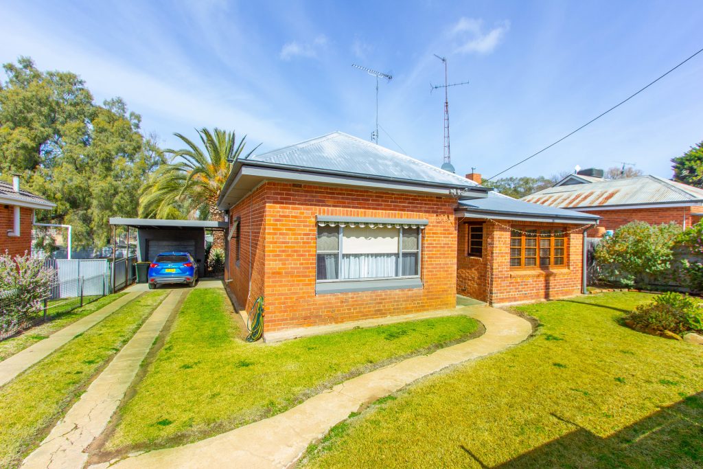 148 Larmer Street, Narrandera NSW 2700 - McGrath Riverina