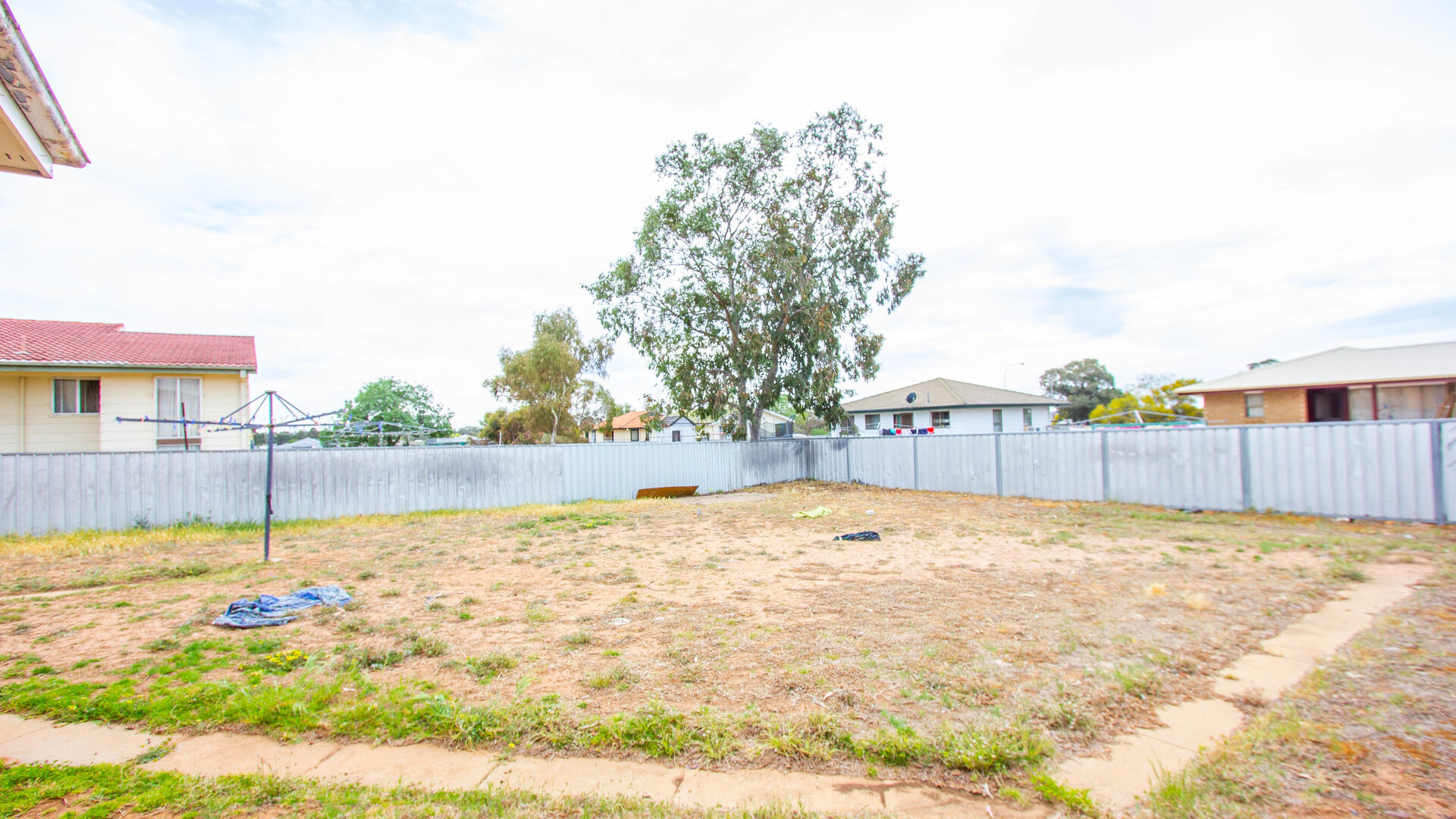 1 Ladyloch Crescent, Narrandera NSW 2700 - photo 9