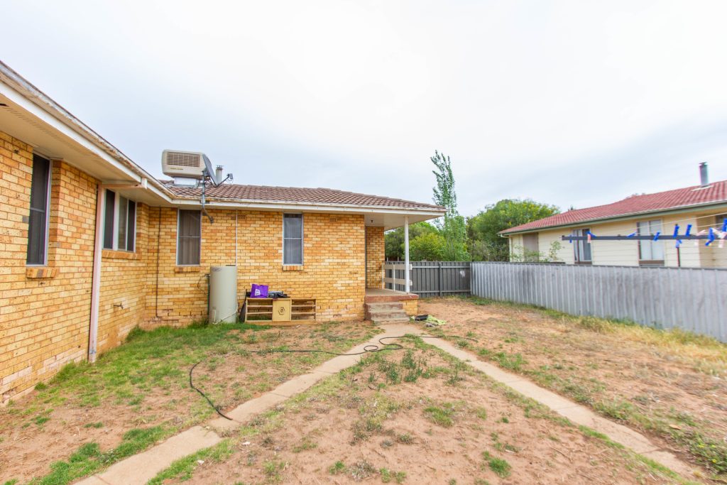1 Ladyloch Crescent, Narrandera NSW 2700 - photo 10