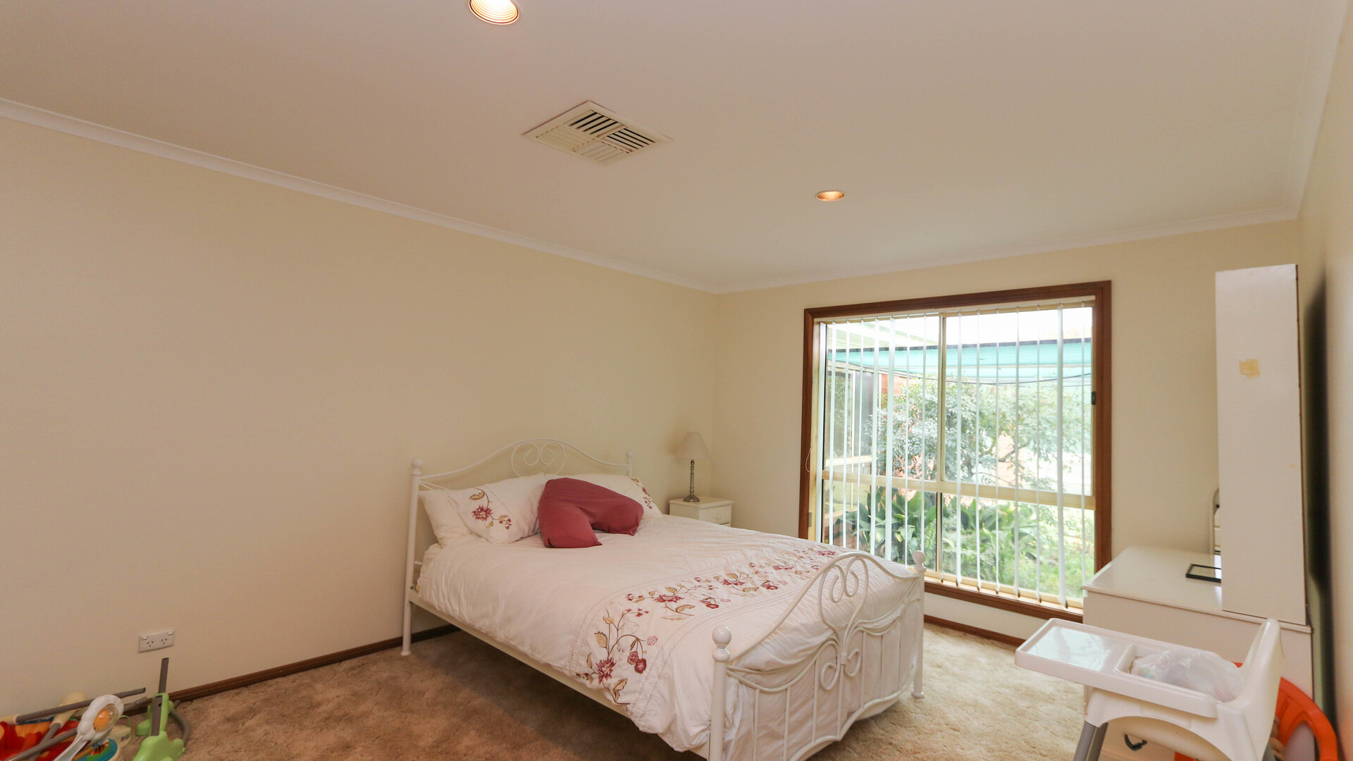 7589 Burley Griffin Way, Temora NSW 2666 - photo 7