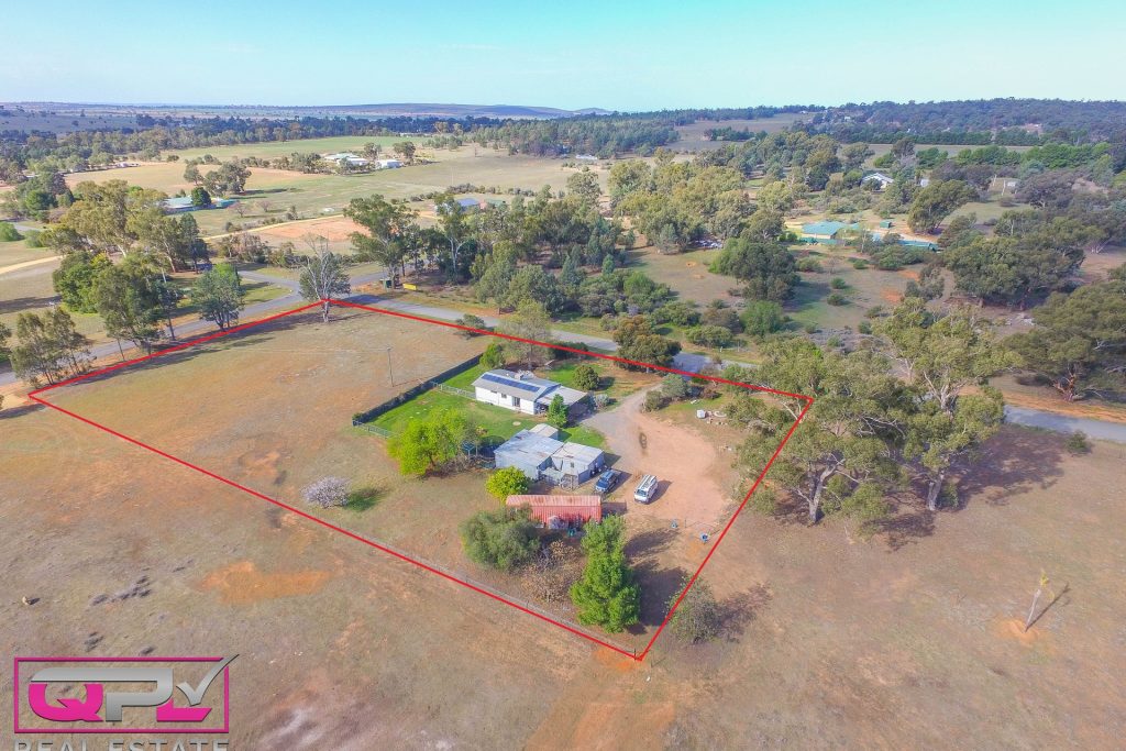 60 Old School Road, Narrandera NSW 2700 - photo 2