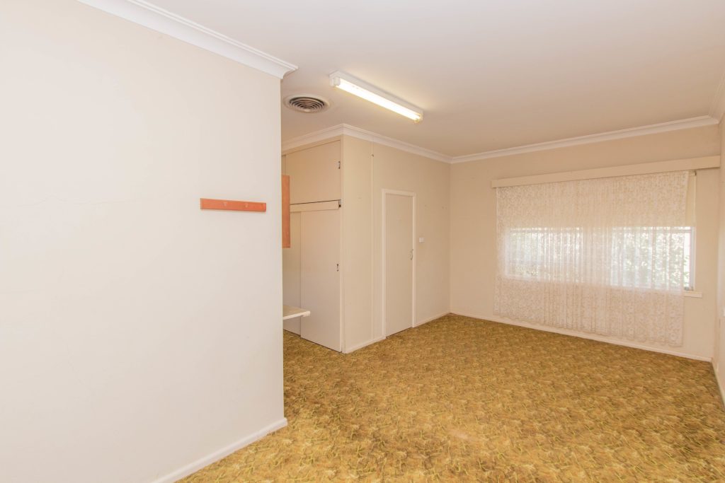 86 Bridges Street, Temora NSW 2666 - photo 6