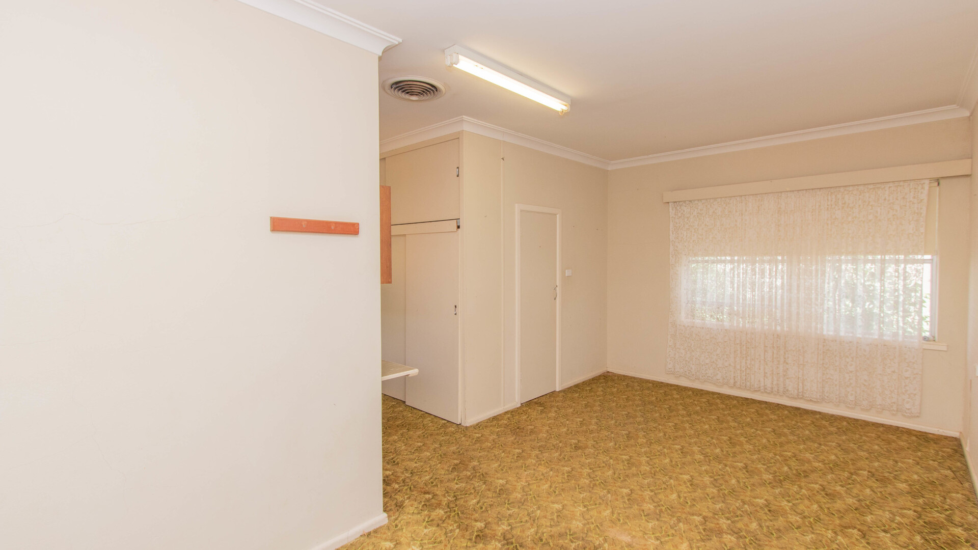 86 Bridges Street, Temora NSW 2666 - photo 6