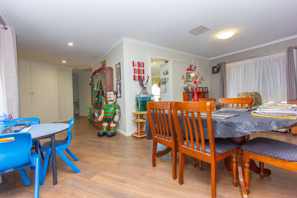 55 Dalgetty Street, Narrandera NSW 2700 - photo 6