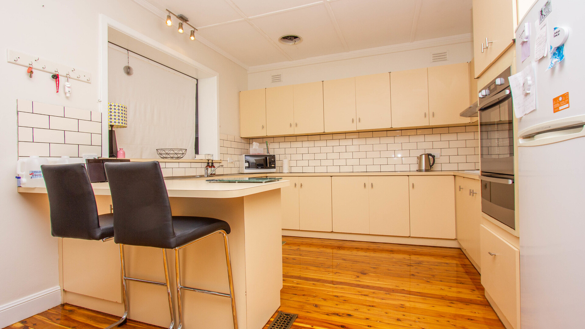 162 Larmer Street, Narrandera NSW 2700 - photo 4