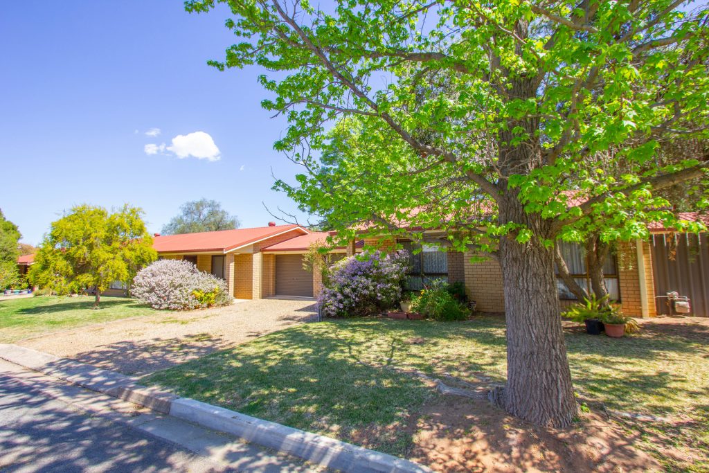 22 Dundas Street, Narrandera NSW 2700 - photo 14