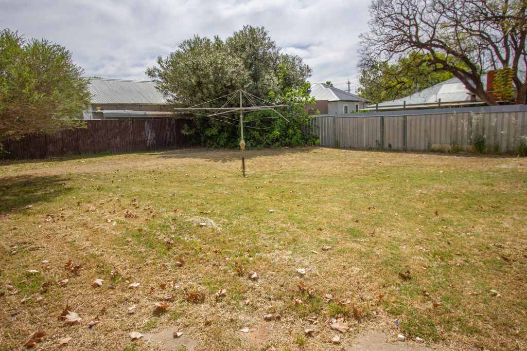 7 William Street, Narrandera NSW 2700 - photo 8