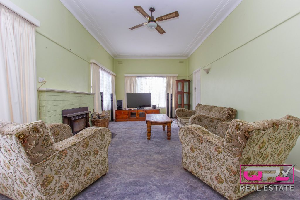 46 Dalgetty Street, Narrandera NSW 2700 - photo 2