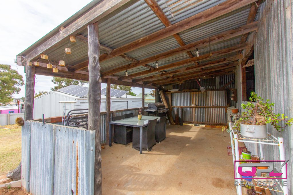 46 Dalgetty Street, Narrandera NSW 2700 - photo 9