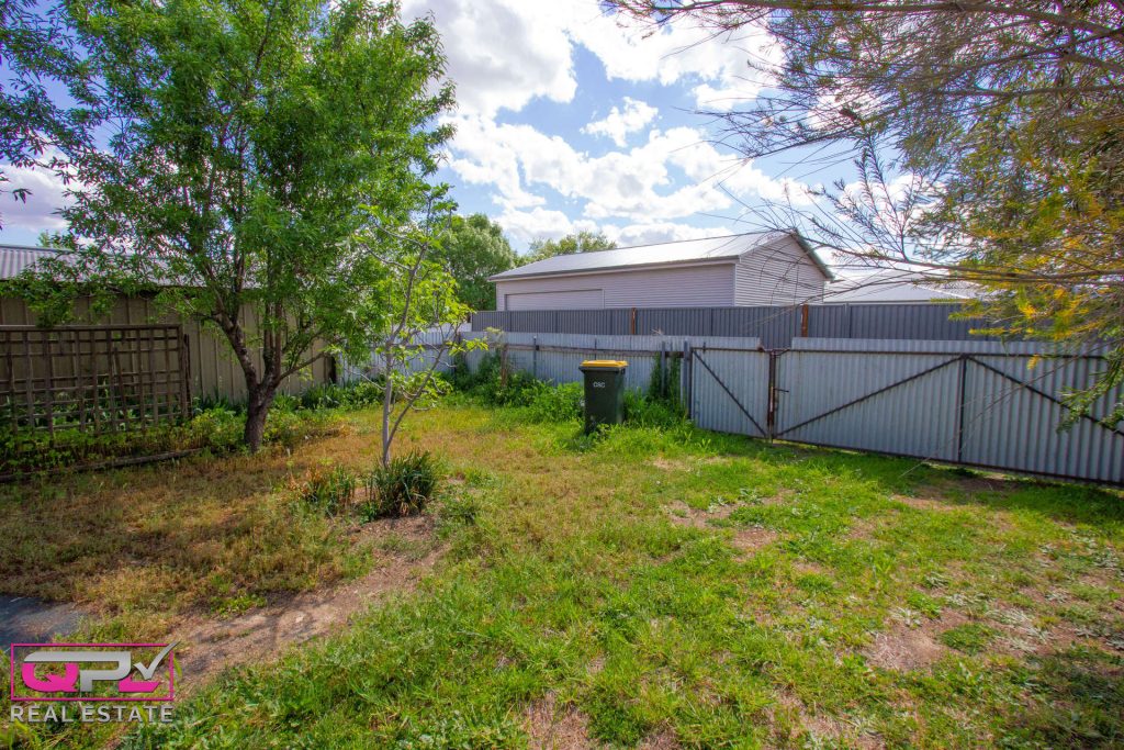 321 Parker Street, Cootamundra NSW 2590 - photo 17