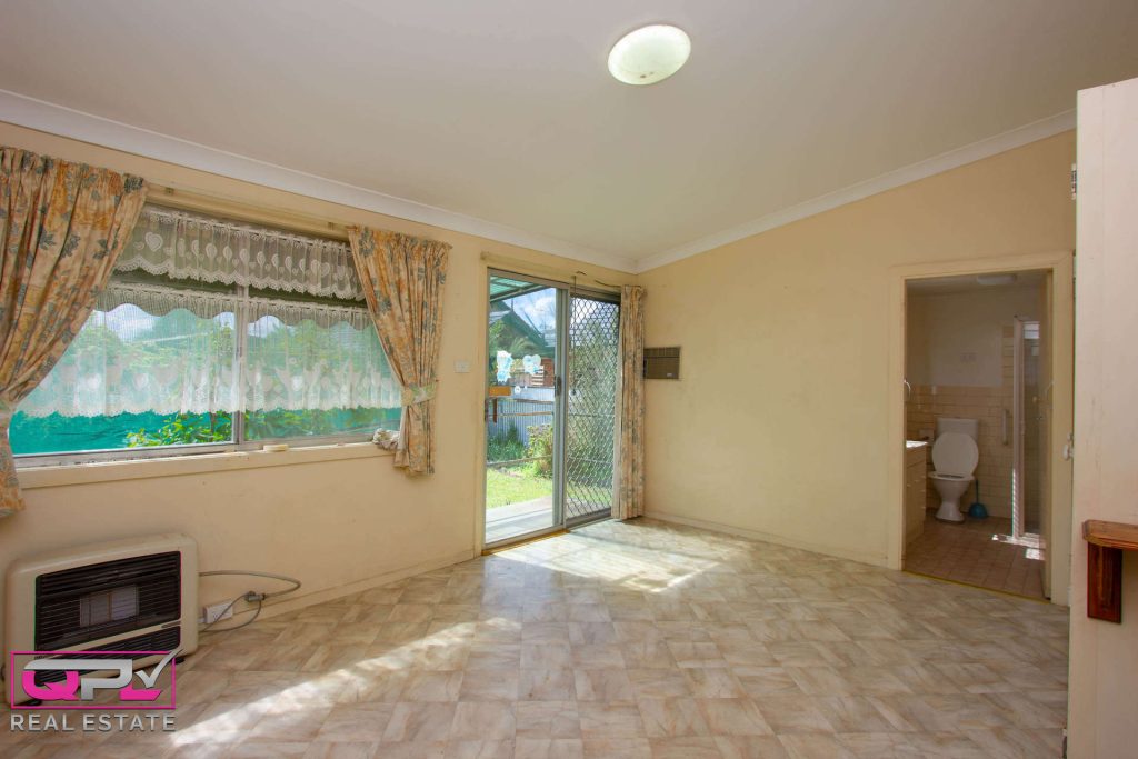 321 Parker Street, Cootamundra NSW 2590 - photo 5