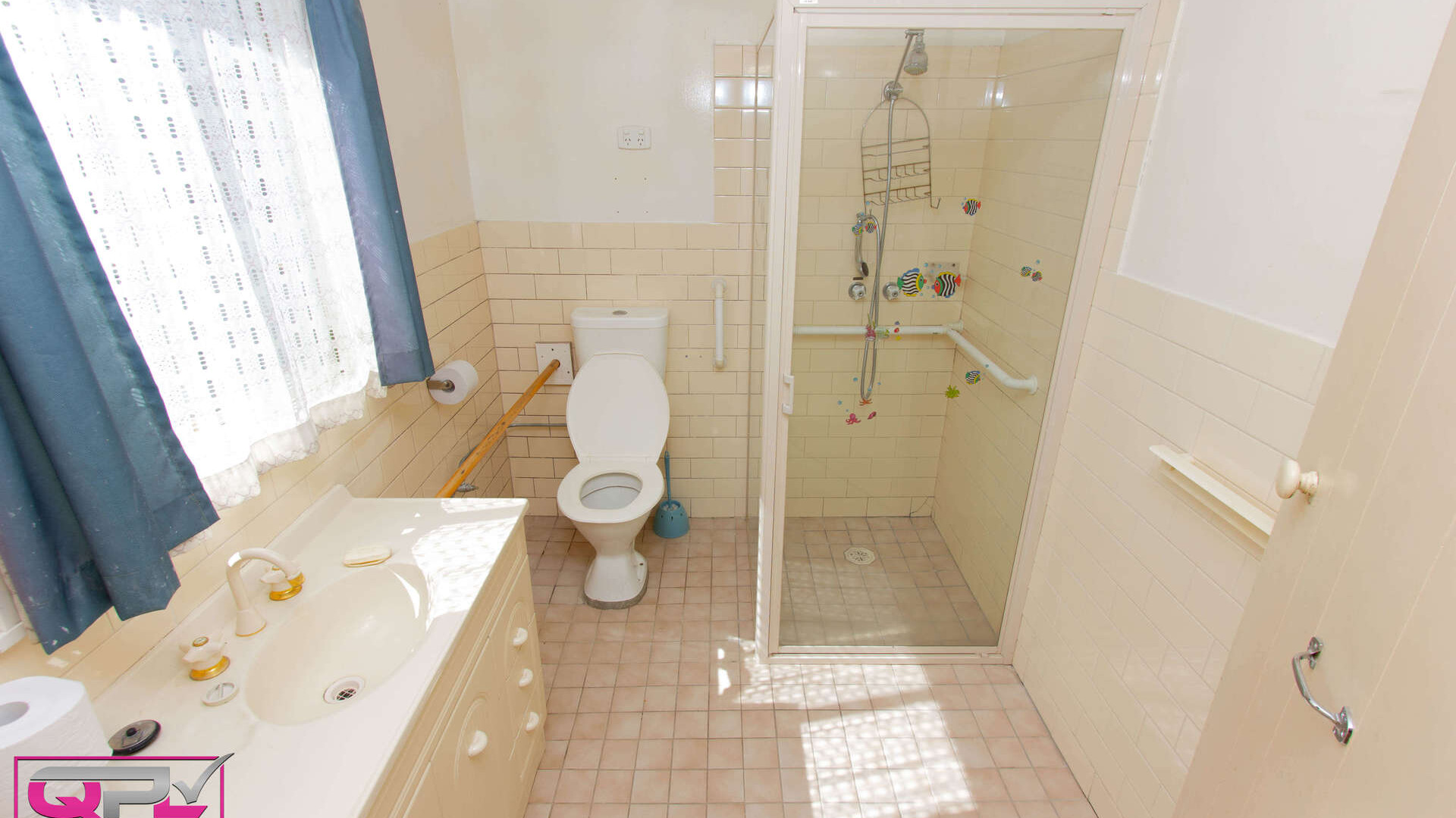 321 Parker Street, Cootamundra NSW 2590 - photo 6