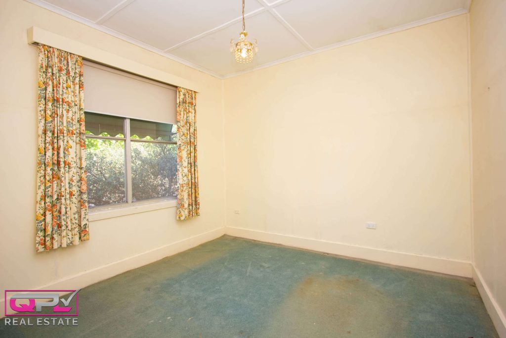 321 Parker Street, Cootamundra NSW 2590 - photo 7