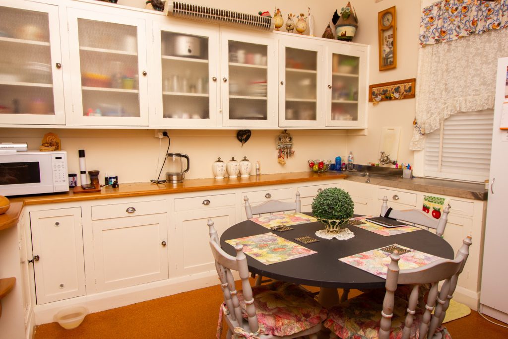 15 Douglas Street, Narrandera NSW 2700 - photo 2