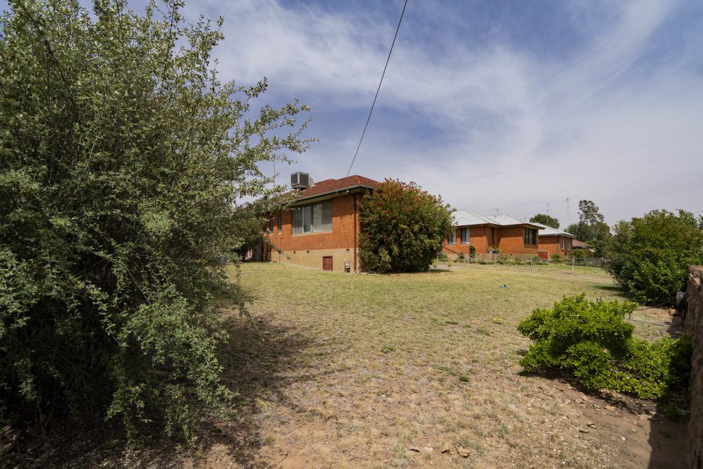 74 Victoria Avenue, Narrandera NSW 2700 - photo 22