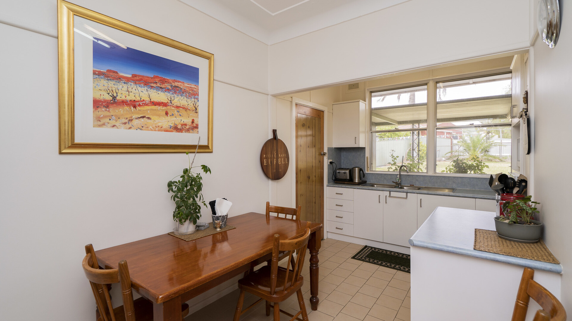 74 Victoria Avenue, Narrandera NSW 2700 - photo 5