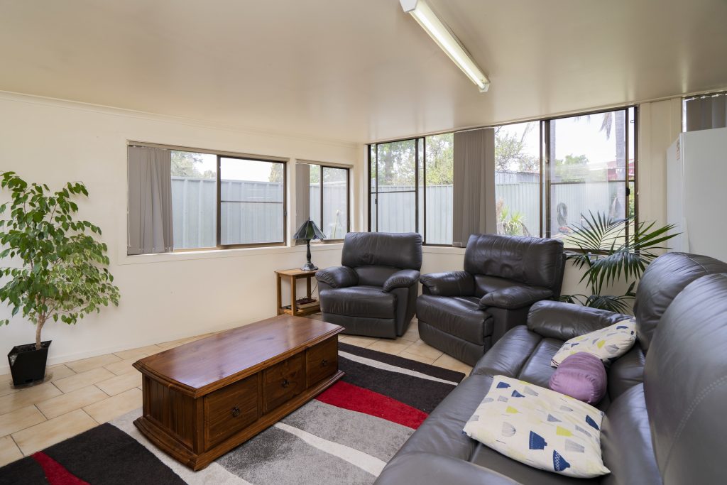 74 Victoria Avenue, Narrandera NSW 2700 - photo 7