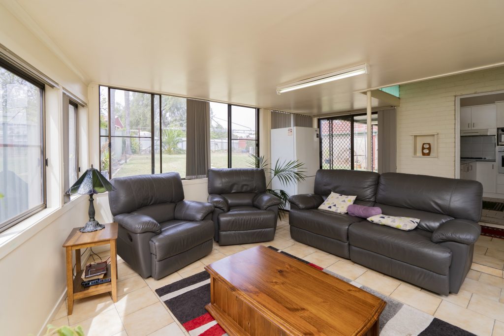 74 Victoria Avenue, Narrandera NSW 2700 - photo 8