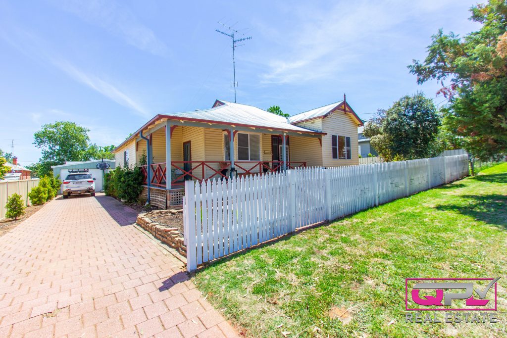 20 Willans Street, Narrandera NSW 2700 - McGrath Riverina